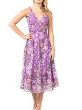 Dress The Population Elisa Sleeveless Purple Floral Cocktail Dress